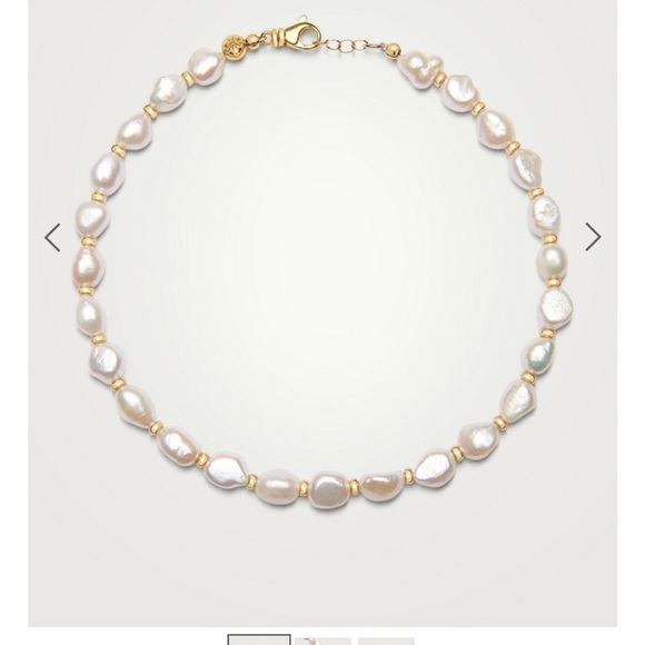 NIALAYA - Women's Pearl Necklace with Gold Accents - Picture 1 of 6